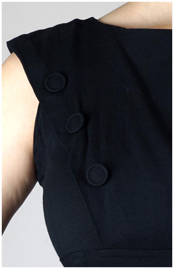 Vintage 1960s Black Sleeveless Fitted Sheath Dres… - image 2