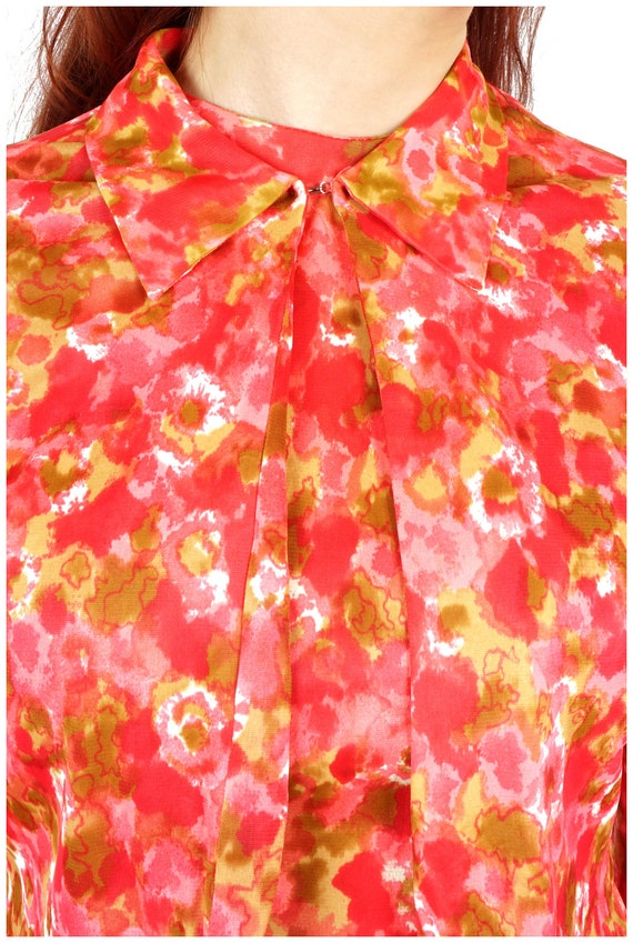 Vintage 1970s Silky Bright Fuchsia Floral Two Pie… - image 8