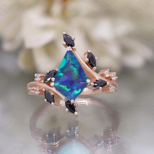 925 Silver 14K Rose Gold Plated Kite Peacock Opal Engagement Ring Gift For Wife Halo Ring Wedding Ring Birthday Anniversary Gift