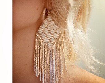 LILA hanging earrings