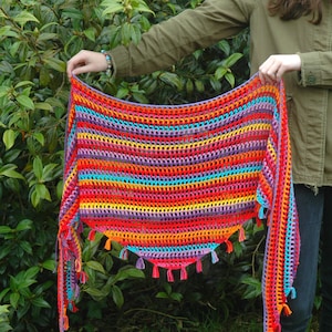 Crochet shawl scarf pattern boho fringe rainbow