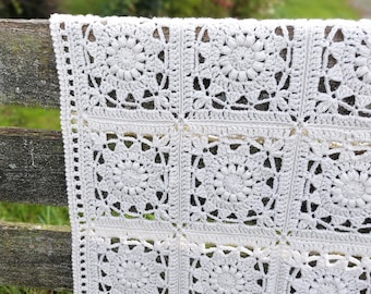 Crochet Blanket Pattern - Flower Squares Vintage Inspired Baby Blanket PDF