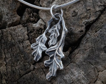 Oak Leaf - Pendant in Bronze or Silver