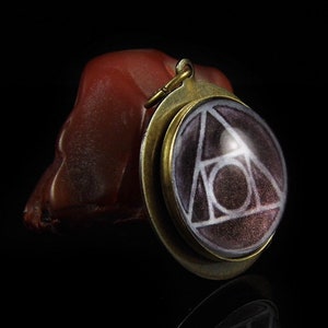 The Philosopher's Stone Squared Circle Hermetic Amulet image 1