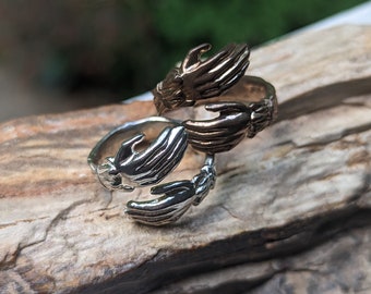 Embrace - Adjustable Ring in Bronze or Silver