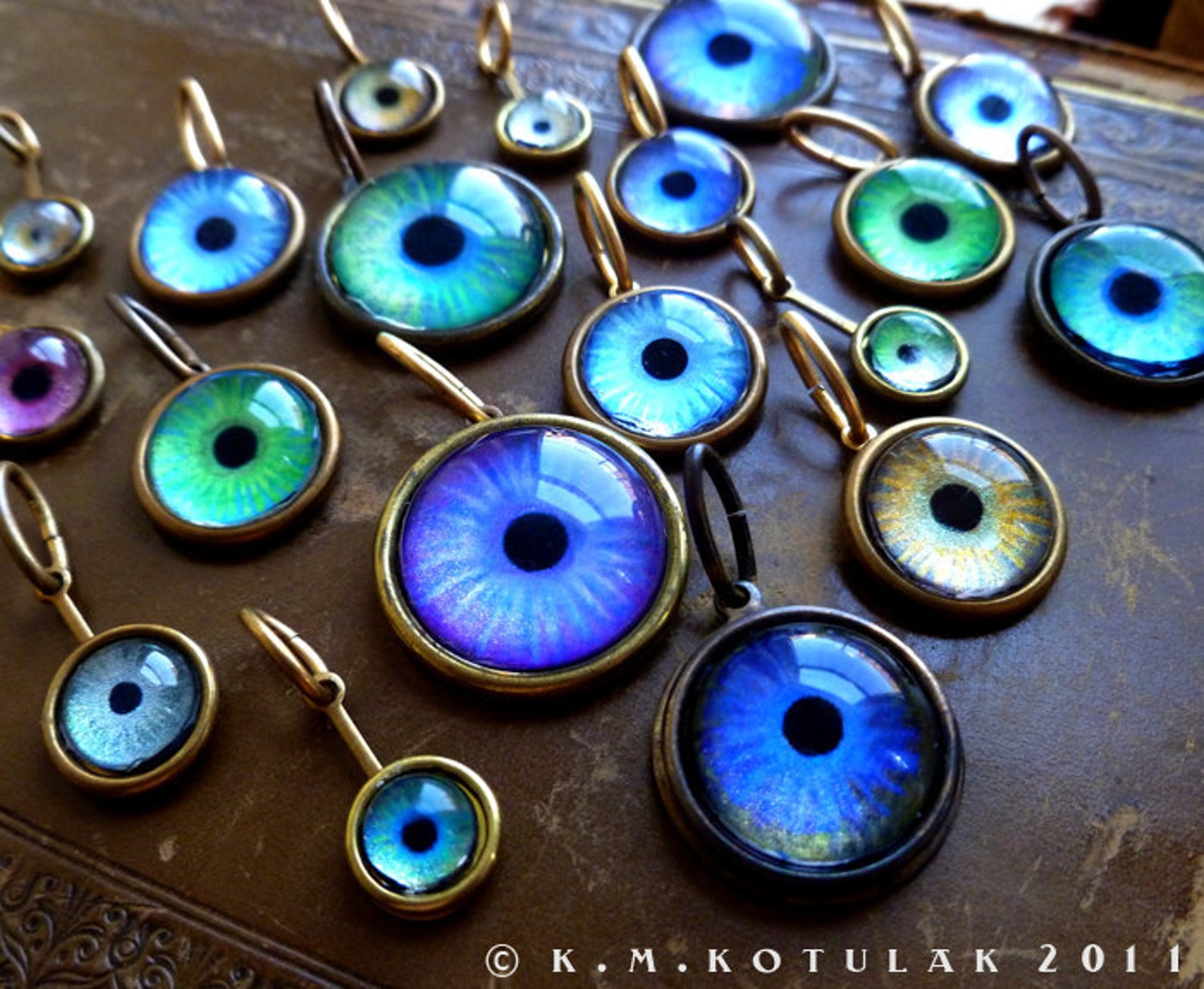 Iris Charm Indigo / Medium Brass Eye Pendant Etsy