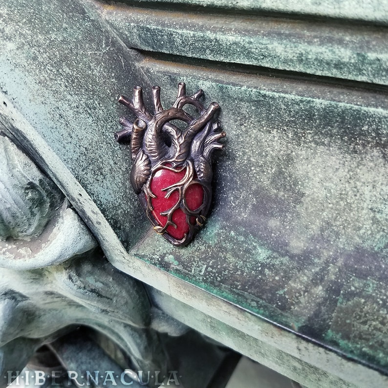 Red Heart, Heart of Stone image 3