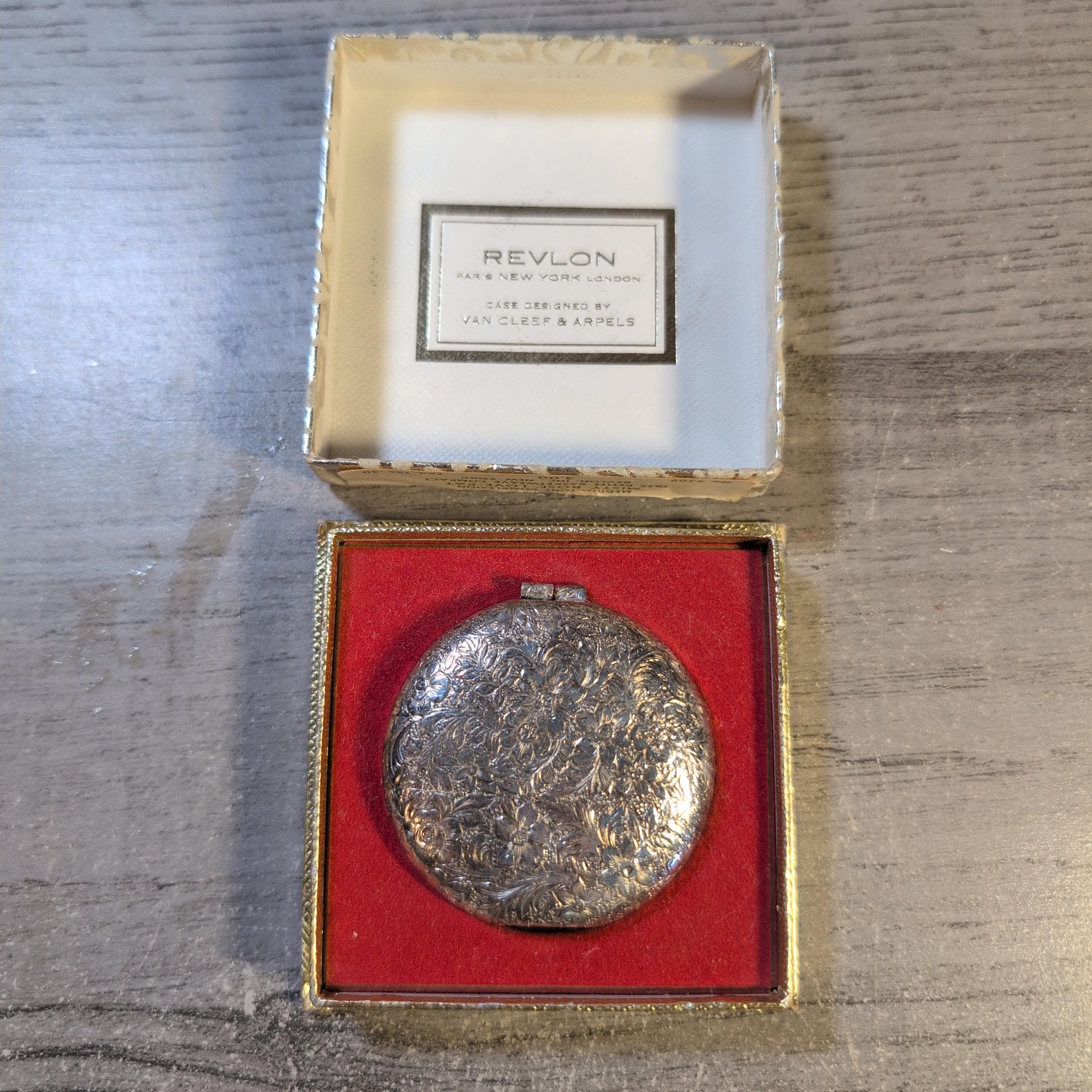 Revlon Love Pat Vintage Compact - Etsy
