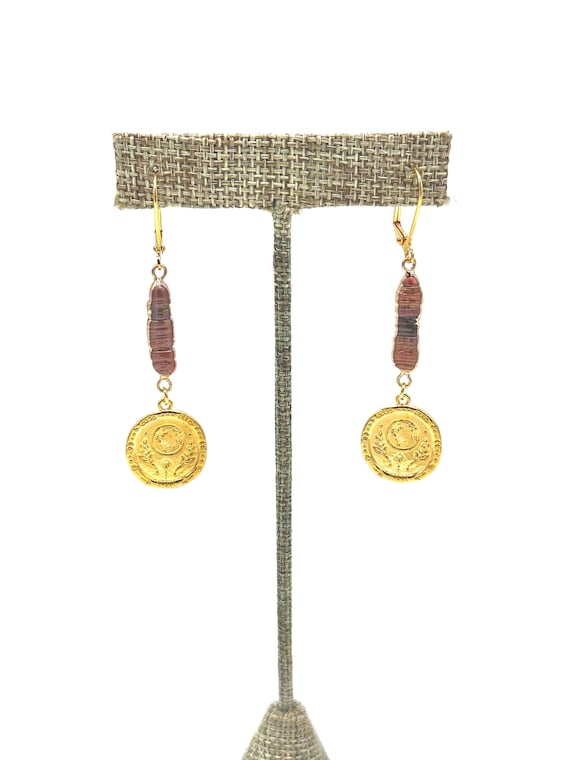 Pearl Dangle Peace on Earth Earring