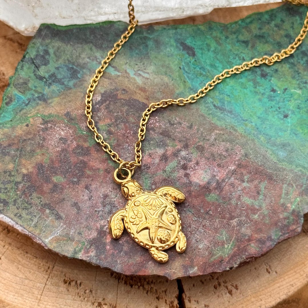Sea Turtle Chain Necklace • 18k Gold Plated • Waterproof No-tarnish ...