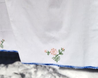 Pretty Pink Floral Vintage Embroidered Pillowcases with Hand-Crochet Lace Edging - Pair - Hand Embroidered - Cottagecore - Granny Chic