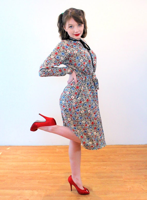 70s "Lady Madonna" Dress S P, Vintage Blue Red Sw… - image 2