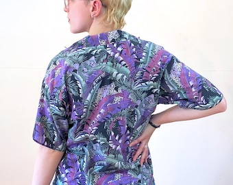 80s Tropical Aloha Shirt M, Vintage Hidden Tiger Print Purple Green Safari "Caribou" Hawaiian, Medium