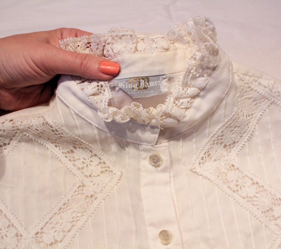 70s White Lace Blouse M, Vintage Victorian Style … - image 6