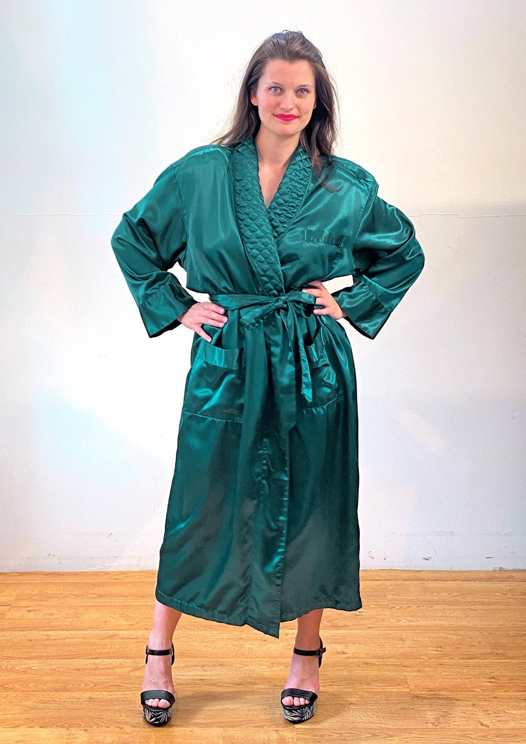 90s Emerald Satin Robe M L, Vintage Shimmery Green Elegant Cozy lingerie Collection Quilted ...