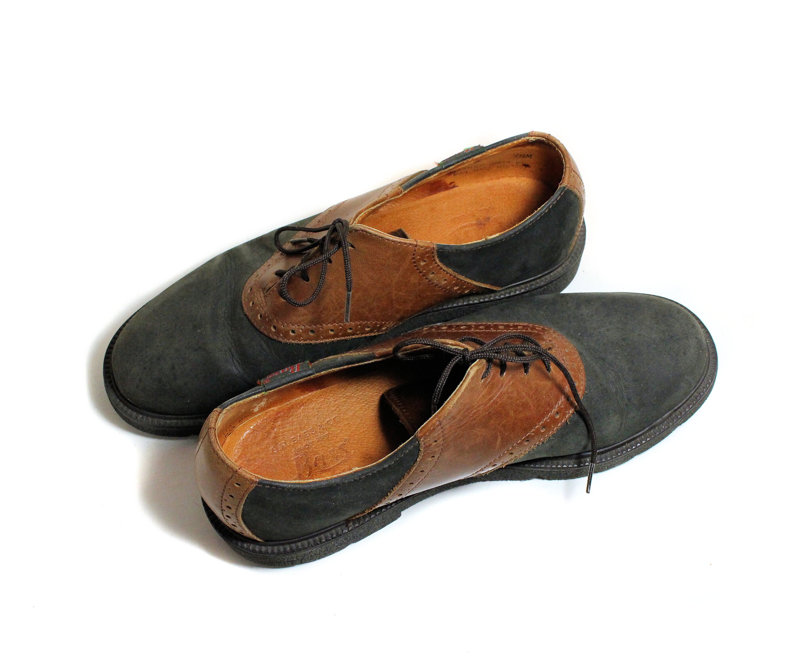 90s Men's Bass Saddle Shoes 7.5 M, Vintage Two Tone Black 90s Men's Bass Saddle Shoes 7.5 M, Vintage Two Tone Black
