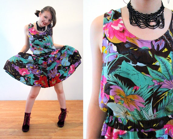 80s Tropical Shorts Set S, India Vintage Rayon Two