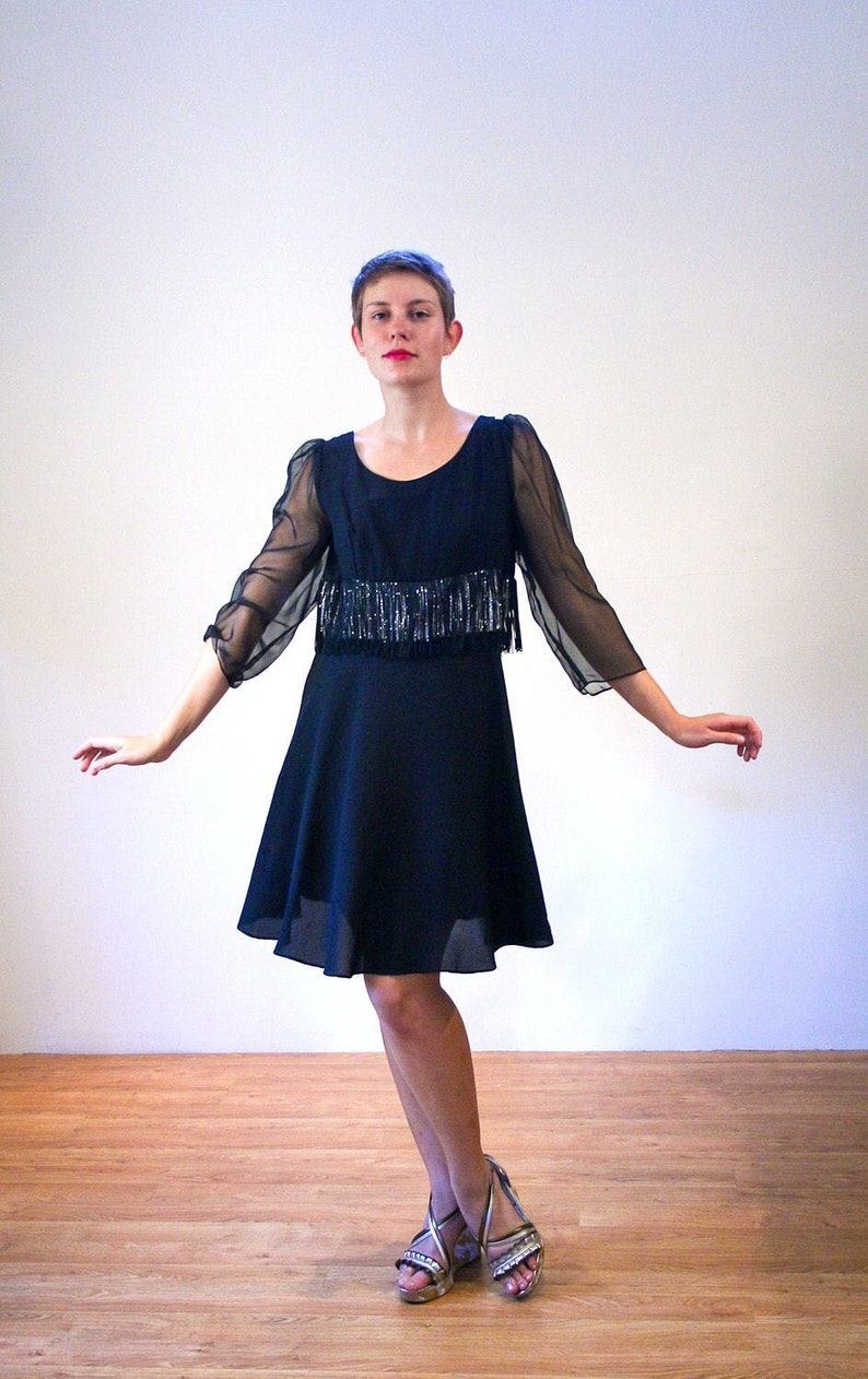 Mod Silver Sheer Black Cocktail Party Flapper Vintage 60s Fringe GoGo Dress M Medium