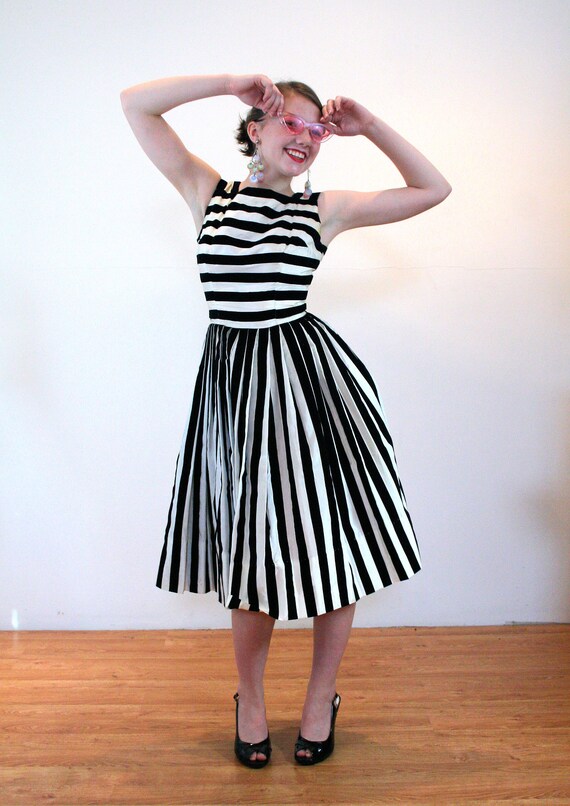 50s Striped Fit 'N Flare Party Dress XS, Vintage … - image 3