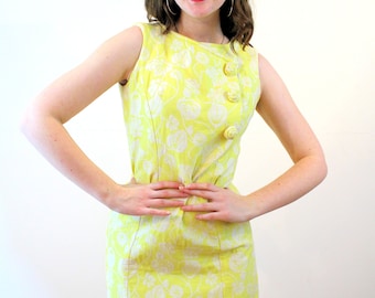 60s Yellow Matelasse Dress M, Vintage Mod &quot;Luigi of Naples&quot; Slim Retro Florida Summer Cotton 1960s Shift Sundress, Medium
