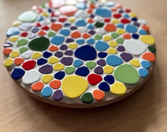 Porcelain pebble tiled top lazy Susan