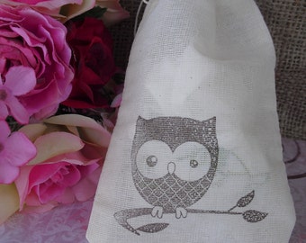 Favor Bags - SET OF 10 Owl on a Branch 4x6 Muslin Favor Bags Gift Bags or Candy Bags - Item 1347