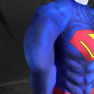 Benutzerdefinierte Stärke Muskelanzug Erwachsene Power Muskelanzug Superheld Cosplay Personalisierte Muskelkostüm Halloween Cosplay