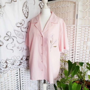 80s sugar pink shirt with embroidery. Flower embroidered shirt. Size UK 14-16