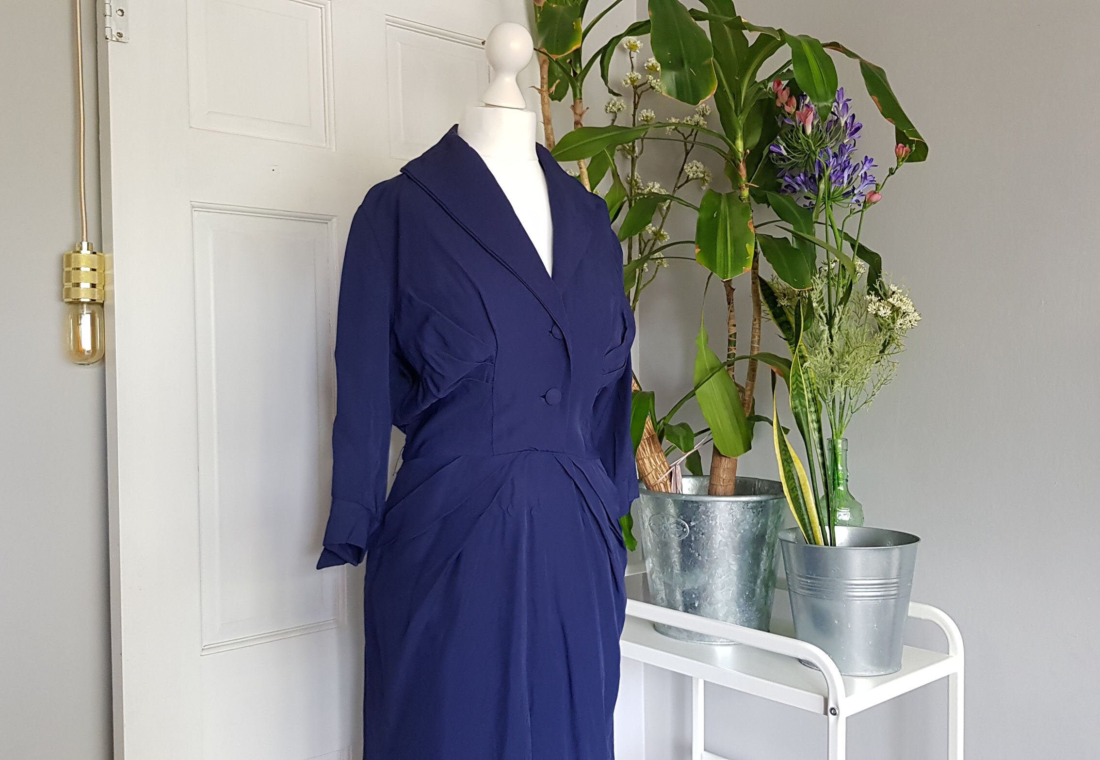 Image of Vintage Blue Pencil Dress With Pleat & Seam Detail. Size Uk -