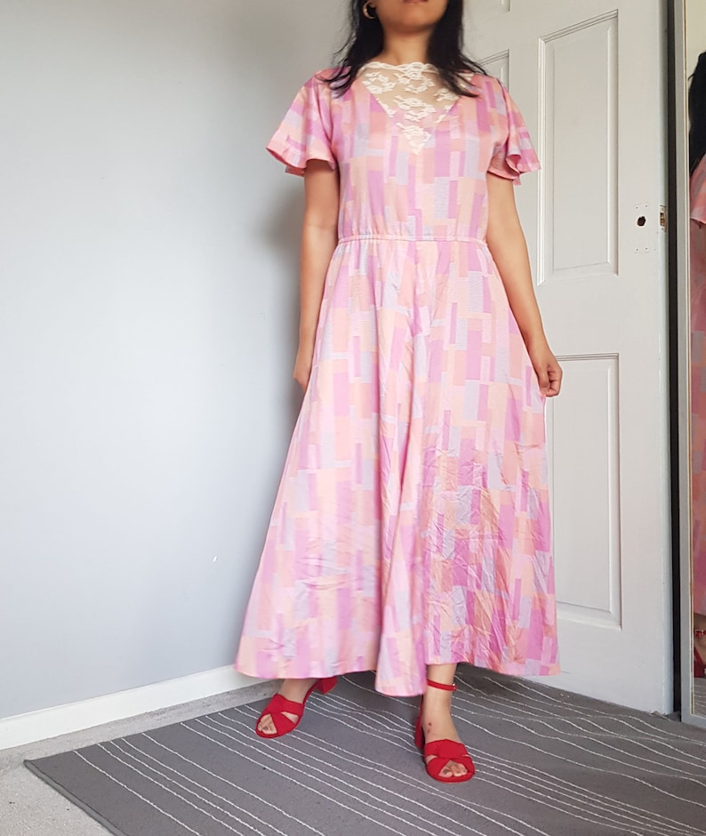 VINTAGE 1980s abstract sugar pink patterned midi dress with image 2