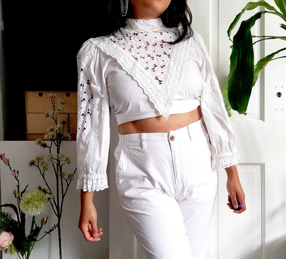 VINTAGE 90s white cotton broderie prairie blouse