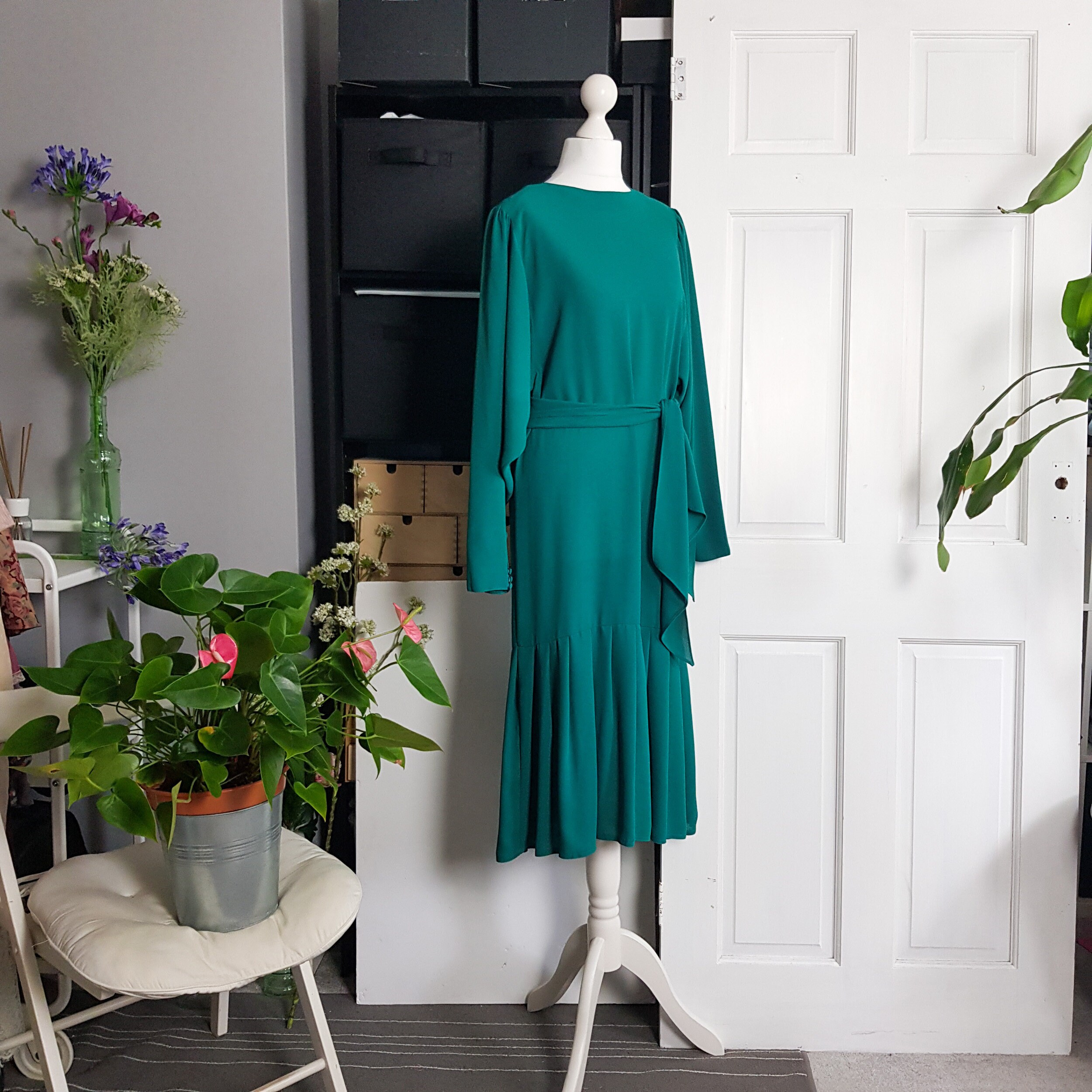 vintage emerald dress