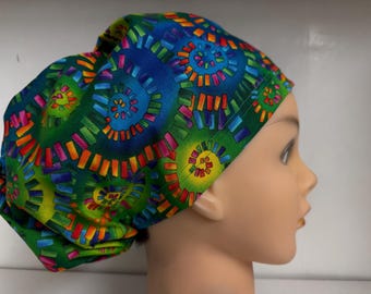 Women's Hybrid Style Scrub Hat Chemo Cap Kaleidoscope Multicolor