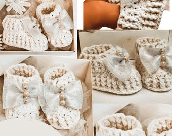 Crochet Baby Booties Pattern (0–3 Months) – Christening or Gift | Step-by-Step Video Tutorial | Instant Digital Download