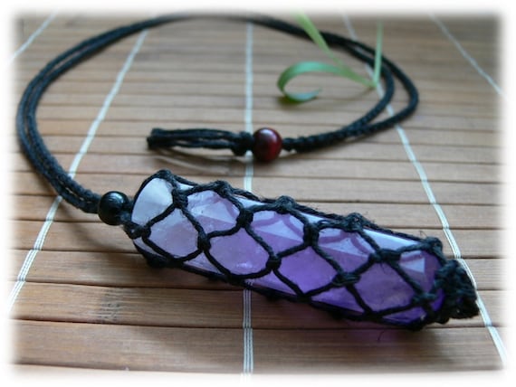 HEMP Macrame Crystal Point Holder 