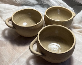 Porringer, small bowl, large cup 1500-1700 London pottery