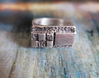 Vintage  Modernistic Square Sterling Silver Ring Lots of Texture size 6