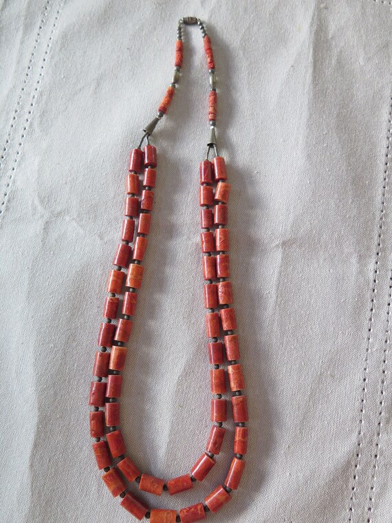 Vintage Double Strand Sponge Coral Beaded Ethnic N