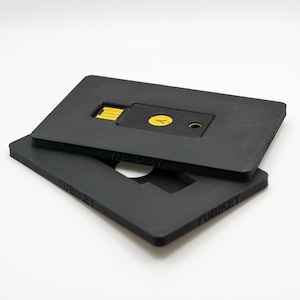 YubiKey 5/5C NFC - creditcardhouder (2 stuks)