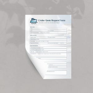 Könnte beinhalten: Ein weißes Cruise Quote Request Formular mit blauem Text und einer Schiffsgrafik. Das Formular enthält Abschnitte für Reiseinformationen, Reisedetails und Kreuzfahrtpräferenzen. Der Text "LET US HELP YOU SET SAIL ON YOUR DREAM CRUISE!" ist ebenfalls sichtbar.