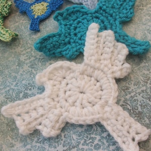 CROCHET PATTERN - Dove in Flight - Tiny Crocheted Dove Ornament or Applique - PDF pattern with permission to sell