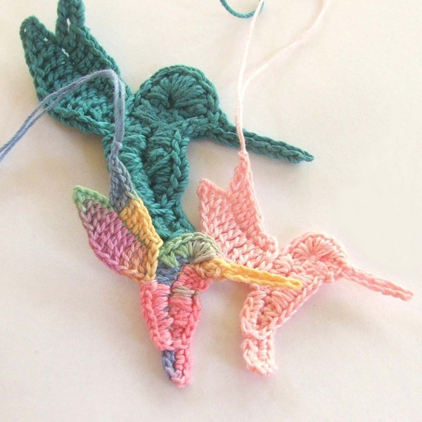 Crochet PATTERN - Téléchargement instantané pour ornement colibri - Modèle d’applique au crochet en fil