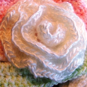 ROSE Flower Pattern - Easy Crochet Pattern for Single Rose - use for Hair, Scarf, Pin