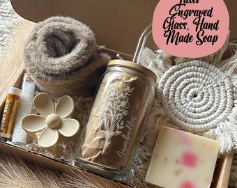 Personalized Birth Flower Birthday Gift Box for Mom Grandma Sister Aunt Best Friend, Birthmonth Gift Box Bday Flower Birthflower Gift Box