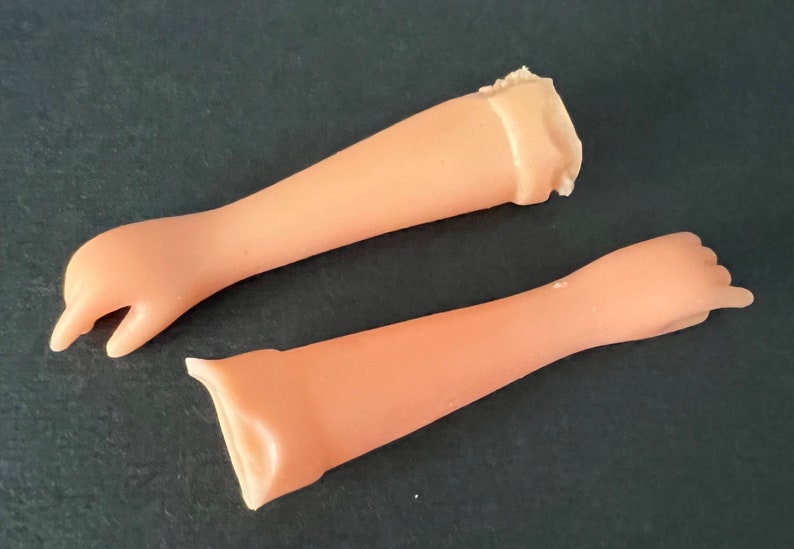 Small pretty doll arms for crafting , jewelry image 6