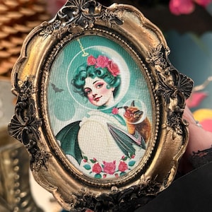 Cadre victorien encadré femme et chauve-souris câlin espace or baroque victorien sur toile encadrée 5 x 4 pouces petite idée cadeau originale