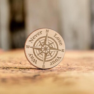 Verlieren Sie niemals Ihren Weg Kompass-Token | Sternkompass Ornament Digitaler Download | Kompass Laser Cut Datei.