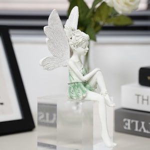 Flower fairy statue, Angel Wing Figurine, Sculpture, Outdoor garden decoration, Living room decoration, Flower Fairy Home Decor State Piece.