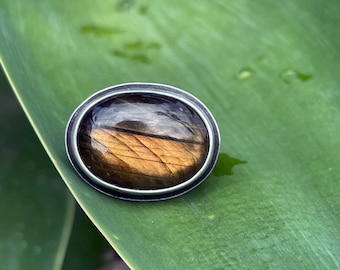 Luminous Golden Labradorite Ring