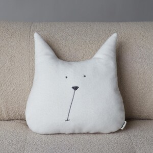 Minimalist Decor Cat Pillow Toy Funny Throw Pillow Cute Sofa Cushion Cat Shaped Decorative Pillow Handmade Soft Cushion Cozy Cat Lover Gift